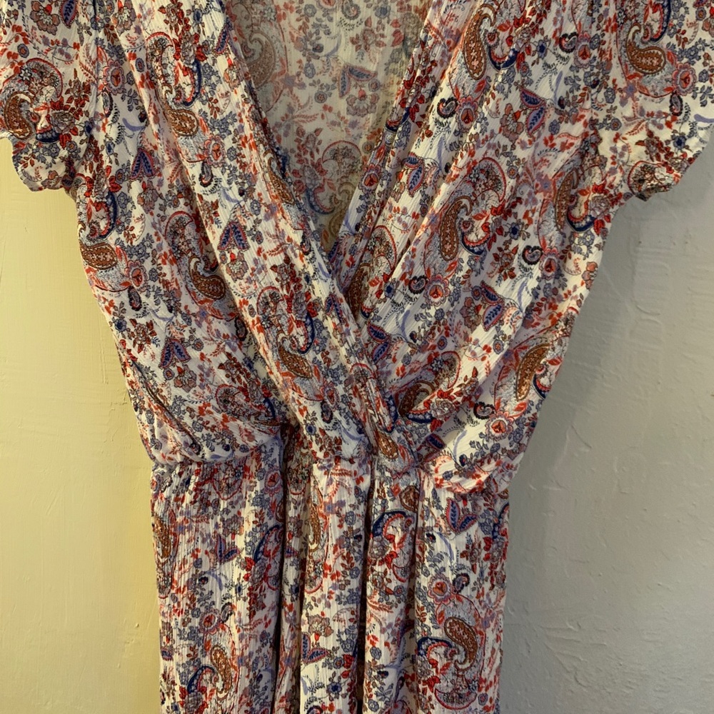 Every floral romper - Picture 3 of 4